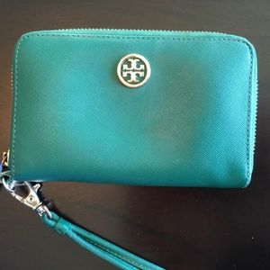 Tory Burch Robinson Smart phone wallet